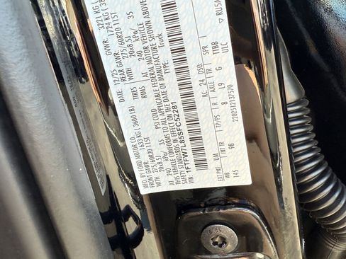 Used 2025 Ford F150 Platinum w/ Equipment Group 702A High image 36