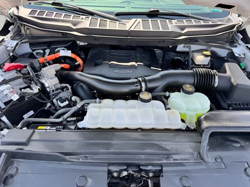 Used 2023 Ford F150 Platinum w/ Equipment Group 701A High AWD/4WD image 40