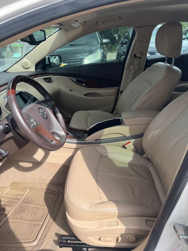 Used 2013 Buick LaCrosse Leather FWD image 7