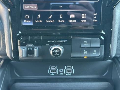 New 2026 RAM 1500 Big Horn AWD/4WD image 17