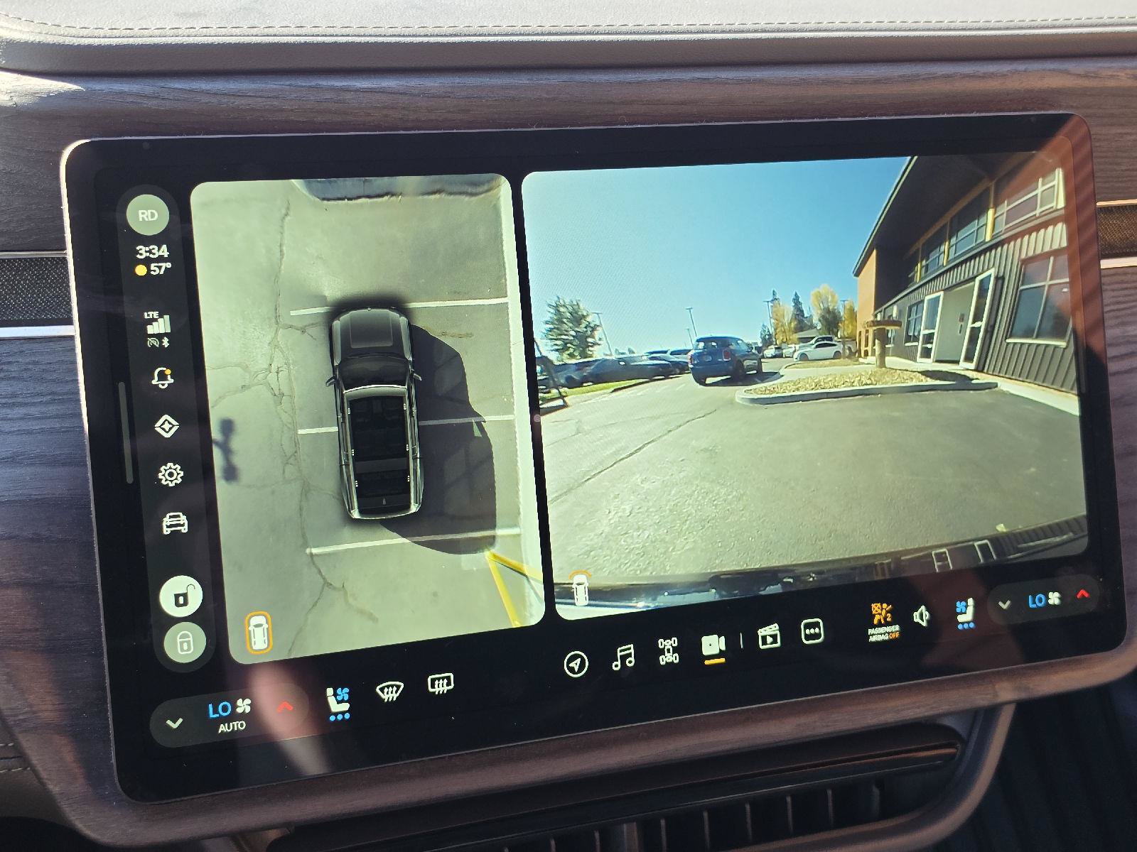 Used 2023 Rivian R1S Adventure Quad AWD/4WD image 18