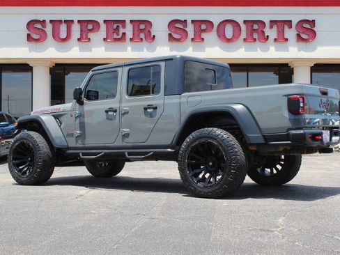 Used 2020 Jeep Gladiator Rubicon w/ LED Lighting Group AWD/4WD image 5