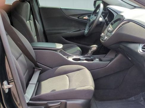Used 2021 Chevrolet Malibu RS FWD image 29
