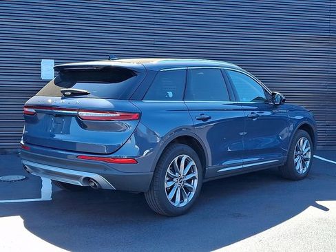 Used 2022 Lincoln Corsair AWD w/ Premium Package image 7