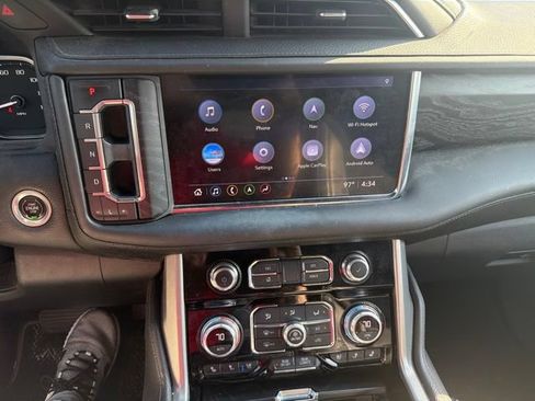 Used 2021 GMC Yukon XL Denali AWD/4WD image 8