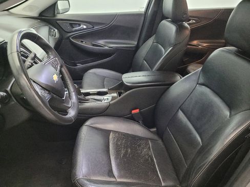 Used 2017 Chevrolet Malibu Premier w/ Premier Sun and Wheel Package image 17