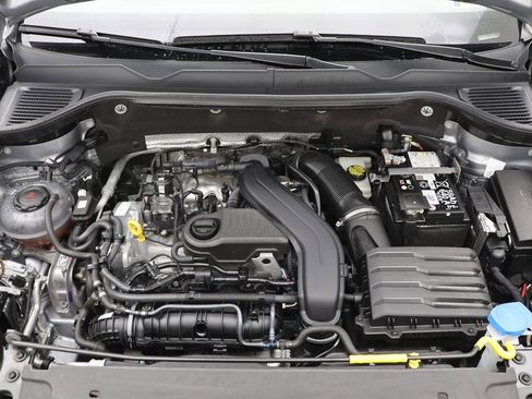 Used 2024 Volkswagen Taos S image 23