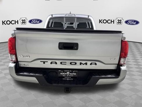 Used 2023 Toyota Tacoma SR AWD/4WD image 7