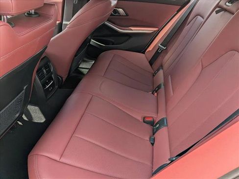 Used 2023 BMW 330i Sedan w/ Convenience Package image 19