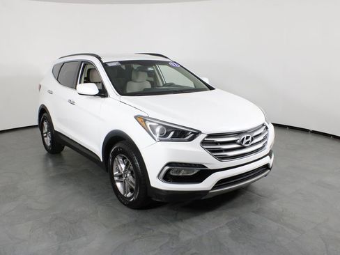 Used 2017 Hyundai Santa Fe Sport image 12
