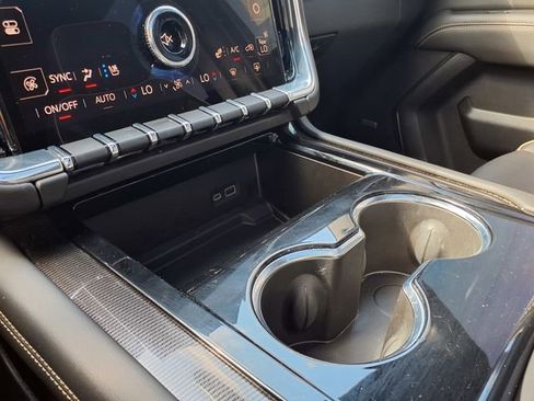 Used 2025 GMC Yukon Elevation w/ Technology Package image 29