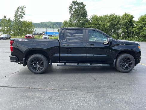 Used 2024 Chevrolet Silverado 1500 Custom AWD/4WD image 8