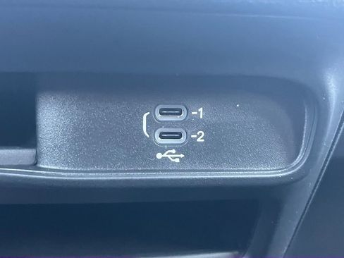 New 2026 Chrysler Pacifica Select image 6