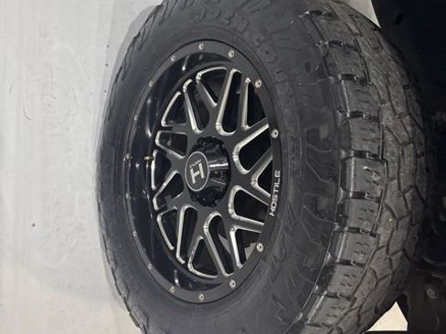 Used 2017 GMC Sierra 1500 SLT image 37