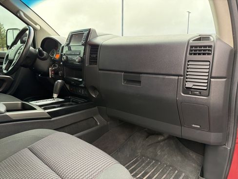 Used 2015 Nissan Titan SV w/ SV Value Truck Package image 35
