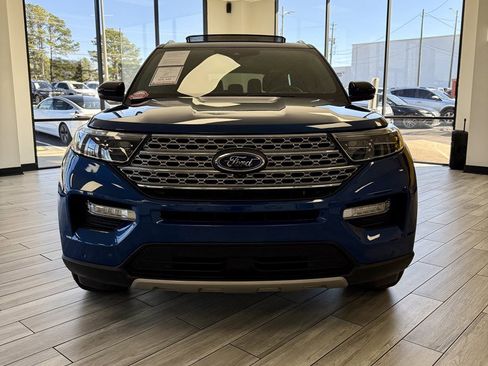 Used 2020 Ford Explorer Limited image 2