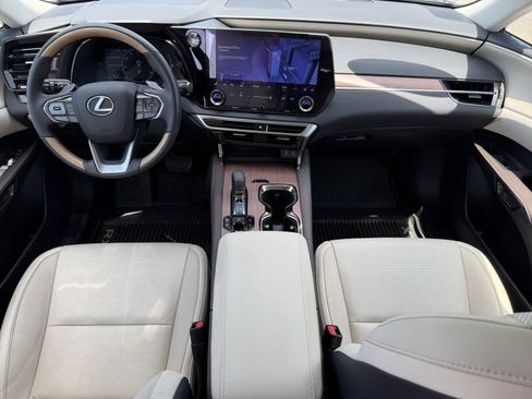 Used 2023 Lexus RX 350 Premium w/ Accessory Package AWD/4WD image 12