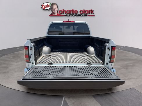 New 2026 Nissan Frontier SV w/ All-Weather Content Package AWD/4WD image 5