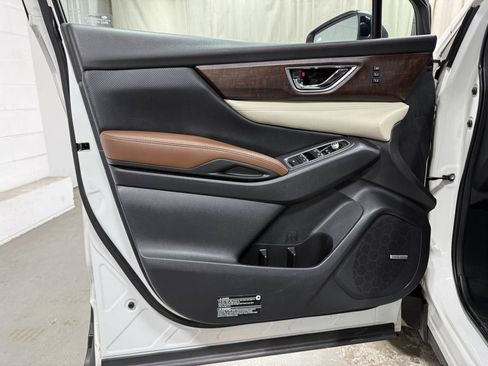 Used 2019 Subaru Ascent Touring image 8