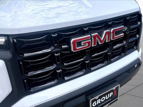 Certified 2025 GMC Canyon Elevation w/ Convenience Package AWD/4WD image 30