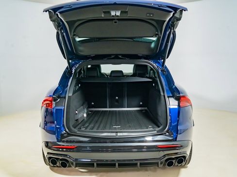 Used 2025 Maserati Grecale Modena image 47