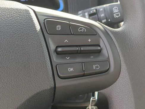 New 2026 Hyundai Venue SE FWD image 25