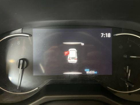 Used 2024 Toyota RAV4 XLE w/ Convenience Package image 14