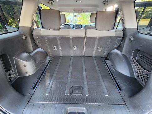 Used 2014 Nissan Xterra S image 34