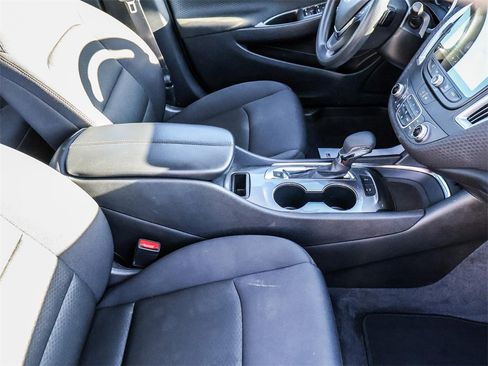 Used 2024 Chevrolet Malibu LT image 15