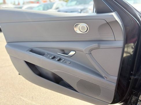 Used 2021 Hyundai Elantra Blue FWD image 22