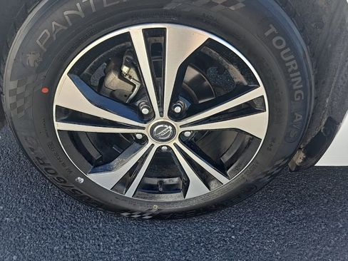 Used 2022 Nissan Sentra SV image 36