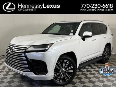 Used 2022 Lexus LX 600 4WD w/ Luxury Package