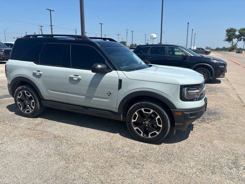 Used 2024 Ford Bronco Sport Outer Banks w/ Tech Package AWD/4WD image 6