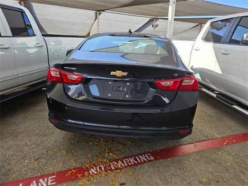 Used 2023 Chevrolet Malibu LT image 3