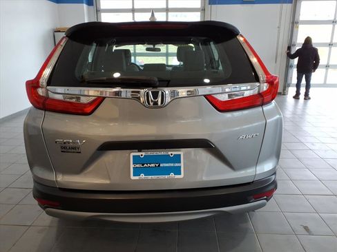 Used 2017 Honda CR-V LX image 6