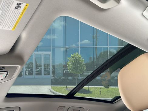 Used 2025 Audi Q7 2.0T Premium w/ Convenience Plus Package image 16