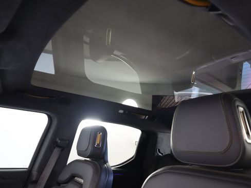 Used 2022 Rivian R1T Adventure image 23