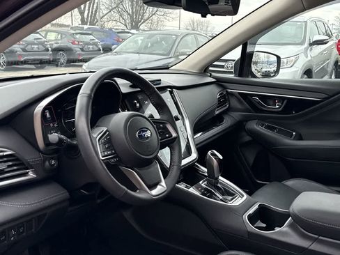 Used 2024 Subaru Outback Touring image 2