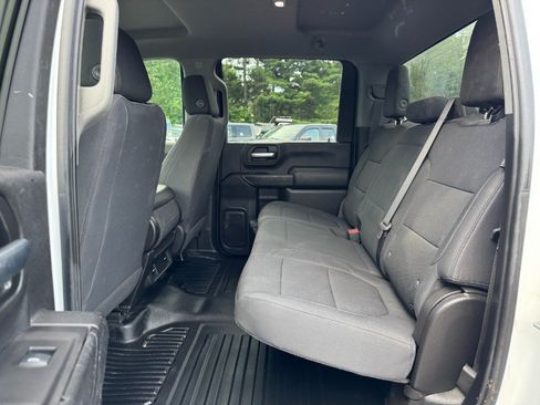 Used 2020 Chevrolet Silverado 3500 W/T w/ Gooseneck/5TH Wheel Package AWD/4WD image 16