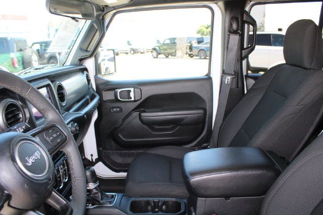 Used 2023 Jeep Wrangler Unlimited AWD/4WD image 33