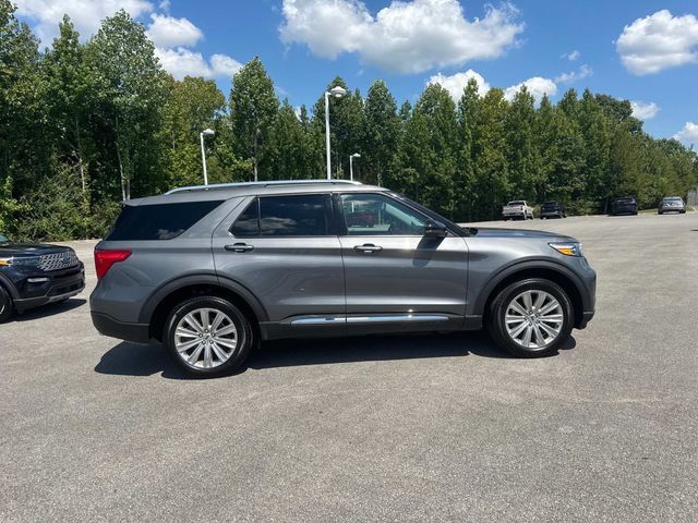 Used 2023 Ford Explorer Limited w/ Equipment Group 301A AWD/4WD image 3
