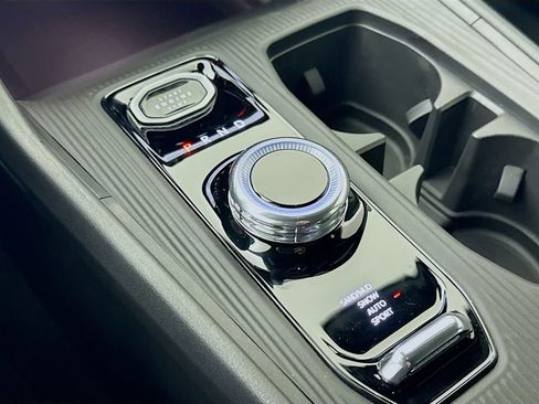 New 2026 Jeep Cherokee Limited image 16