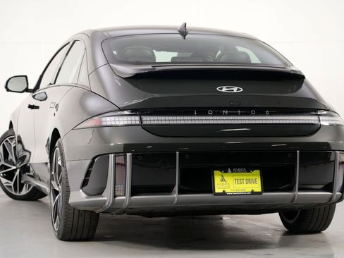 Used 2024 Hyundai Ioniq 6 Limited image 5