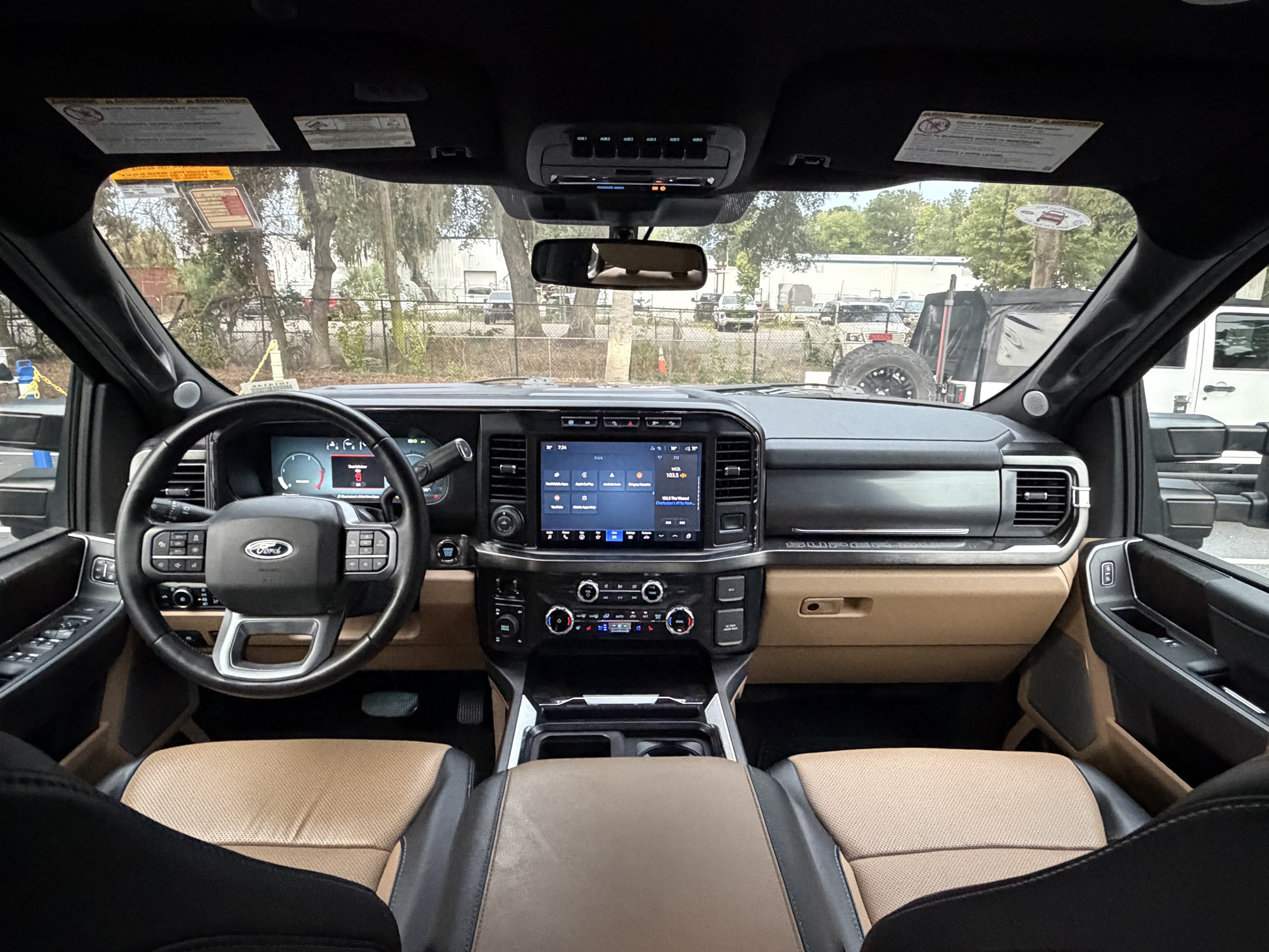 Used 2023 Ford F250 Lariat w/ Lariat Ultimate Package AWD/4WD image 36
