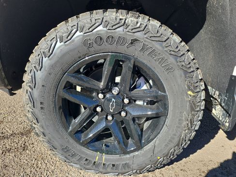 New 2026 Chevrolet Silverado 1500 Custom Trail Boss image 8