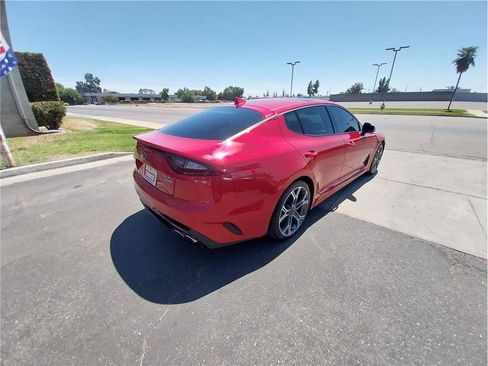 Used 2018 Kia Stinger GT2 AWD/4WD image 5