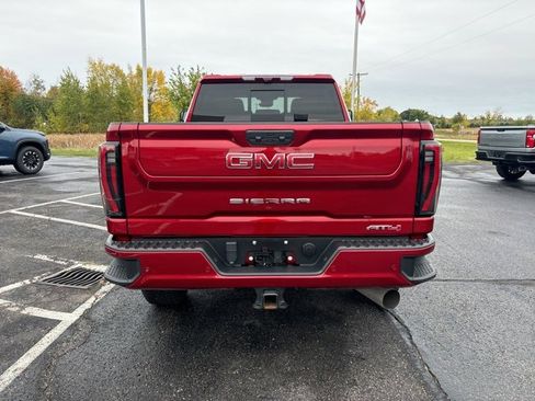 Used 2024 GMC Sierra 3500 AT4 w/ AT4 Premium Plus Package image 4