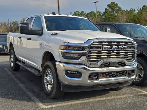 Used 2025 RAM 2500 Tradesman image 3