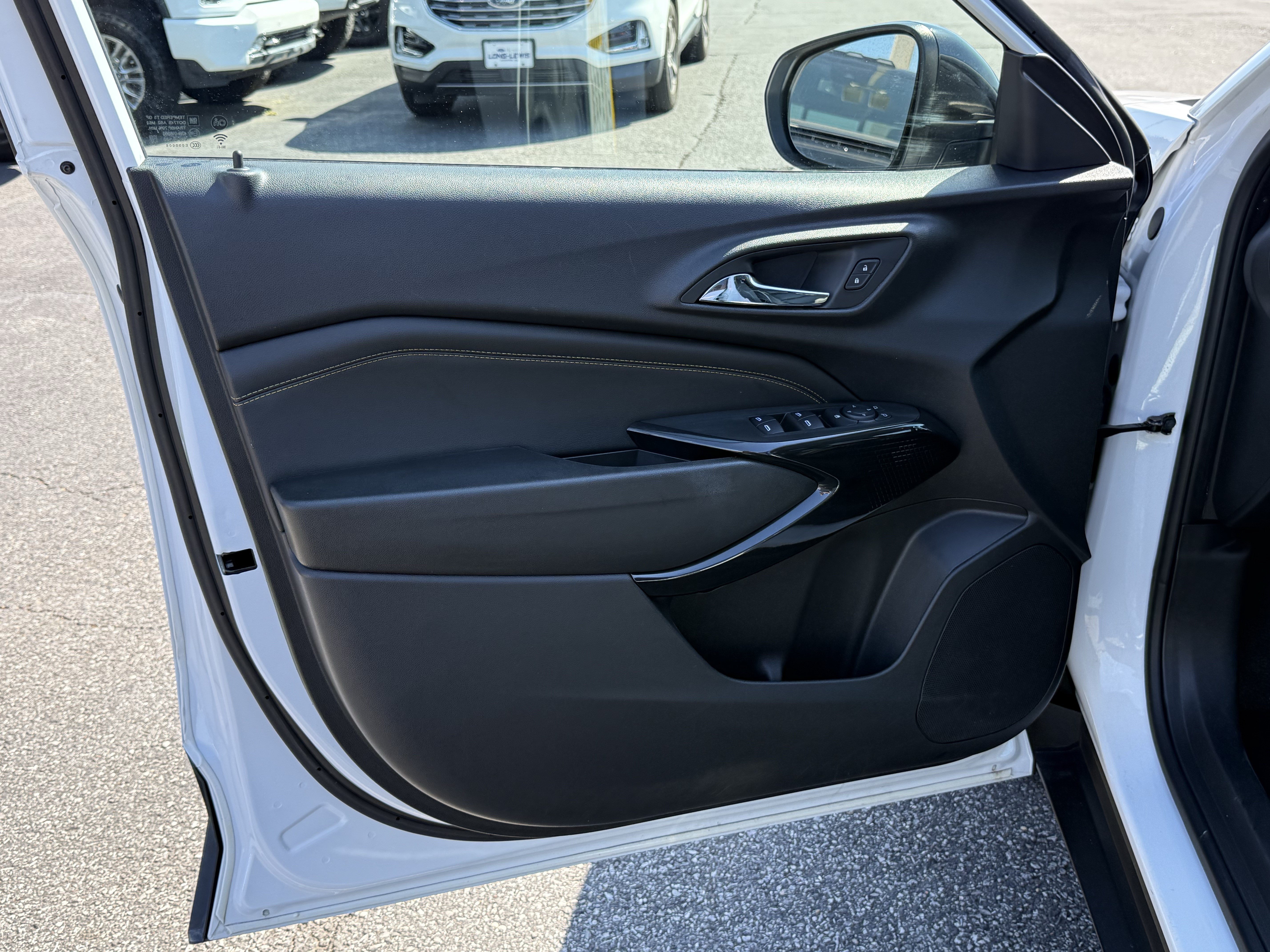 Used 2024 Chevrolet Trax ACTIV FWD image 14