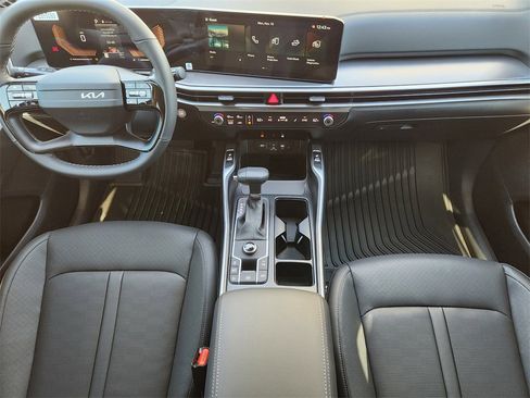 New 2026 Kia Sorento S image 18